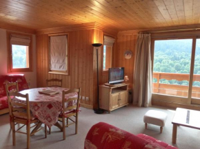 Charmant 2 pièces avec terrasse, 4 pers, Méribel, animaux admis, WIFI, 3* - FR-1-411-379